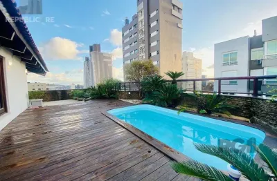 Cobertura à venda no bairro três figueiras com 3 dormitórios e 337 m² disponíveis.
