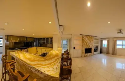 Cobertura à venda com 4 dormitórios no bairro auxiliadora, área de 597 m²