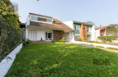 Casa residencial à venda no bairro cristal com 337 m² e 3 dormitórios/quartos.