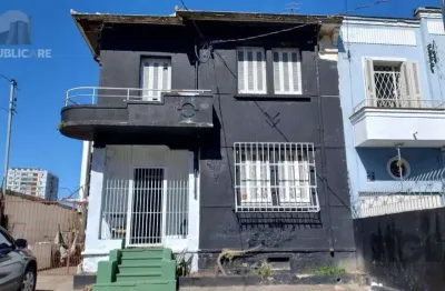 Casa residencial à venda no bairro azenha com 200 m² e 5 dormitórios/quartos.