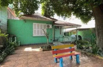 Casa residencial à venda no bairro cristal com 130 m² e 3 dormitórios/quartos.