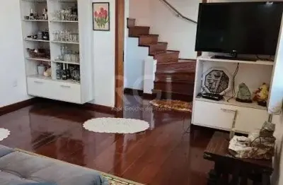 Casa residencial à venda no bairro azenha com 150 m² e 3 dormitórios/quartos.