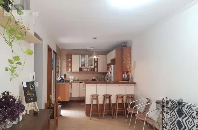 Casa de condomínio à venda no bairro partenon com 3 dormitórios/quartos e 95m²