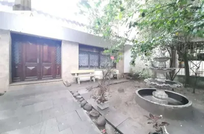 Casa residencial à venda no bairro floresta com 5 dormitórios e área de 390 m²