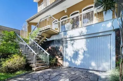 Casa residencial à venda no bairro menino deus com 4 dormitórios e 264 m².