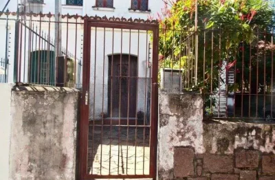Casa residencial à venda no bairro menino deus com 127 m² e 3 quartos dormitórios.