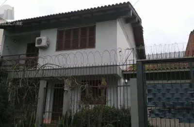 Casa residencial à venda no bairro teresópolis com 200 m² e 4 dormitórios/quartos.