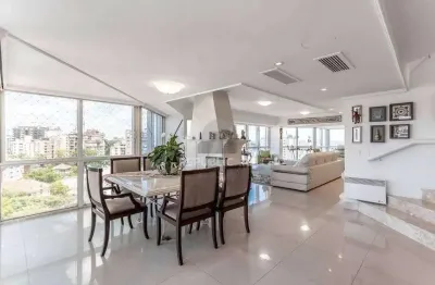 Cobertura à venda com 4 quartos no bairro floresta e área de 412 m² disponível.