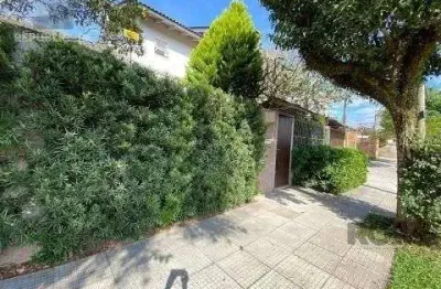 Casa residencial à venda no bairro teresópolis com 197 m² e 3 dormitórios/quartos.