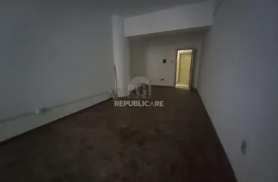 Escritório à venda no centro histórico com 28m² de área útil disponível