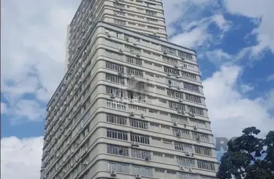 Escritório à venda no centro histórico com 23m² de área útil disponível.