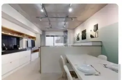 Apartamento studio à venda no bairro menino deus com 36 m² e 1 dormitório/quarto.