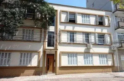 Apartamento à venda com 3 dormitórios no bairro rio branco, 103 m² de área útil.