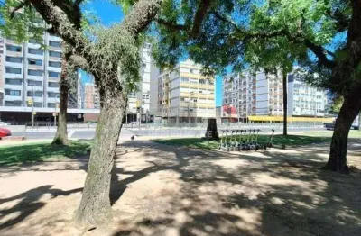 Apartamento à venda no centro histórico com 3 dormitórios/quartos e 107 m².