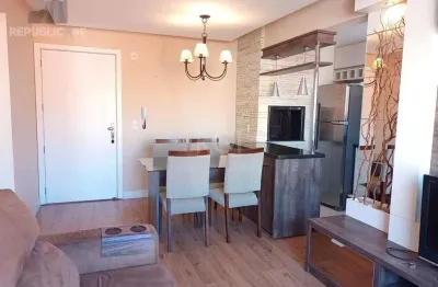Apartamento à venda no bairro Tristeza com 52 m² e 2 dormitórios/quartos disponíveis.