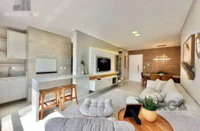 Apartamento à venda no Centro com 101m² e 2 dormitórios/quartos disponíveis.