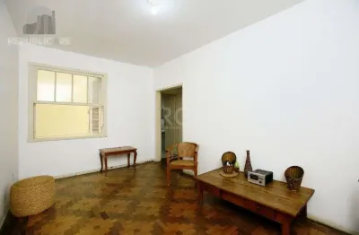 Apartamento à venda no bairro floresta com 90m² e 3 dormitórios/quartos disponíveis