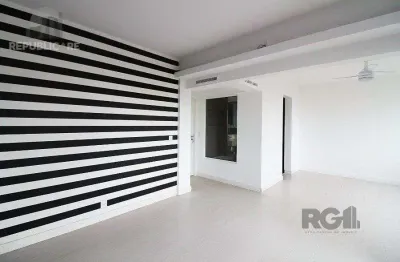 Apartamento à venda com 102 m² e 3 dormitórios no bairro independência