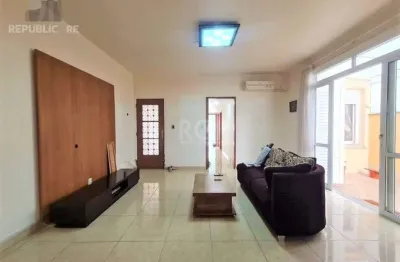 Apartamento à venda no bairro menino deus com 124 m² e 3 dormitórios/quartos disponíveis.