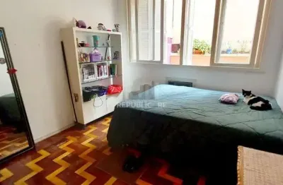 Apartamento à venda no centro histórico com 3 dormitórios/quartos e 104 m².