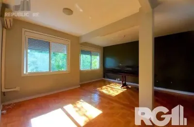 Apartamento à venda no jardim botânico com 77 m² e 3 dormitórios/quartos disponíveis.