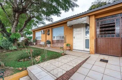 Casa de condomínio à venda em teresópolis com 325 m² e 3 dormitórios/quartos.