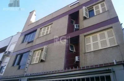 Apartamento cobertura à venda no bairro são joão com 142 m² e 3 dormitórios.