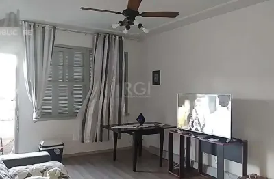 Apartamento à venda no bairro partenon com 90m² e 3 dormitórios/quartos disponíveis.