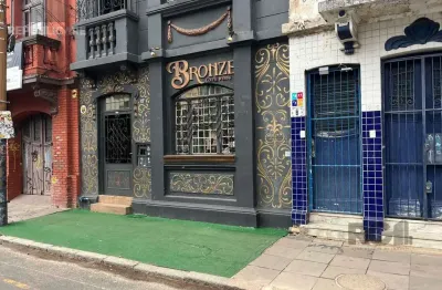 Casa residencial à venda no bairro cidade baixa com 242 m² e 3 dormitórios/quartos.