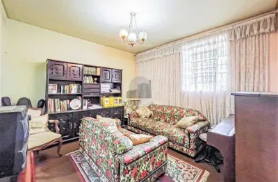 Casa residencial à venda no bairro azenha com 3 dormitórios/quartos e 212 m².
