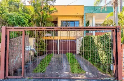 Casa residencial à venda no bairro partenon com 165 m² e 3 dormitórios/quartos.