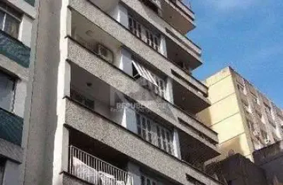 Apartamento à venda no centro histórico com 163 m² e 4 dormitórios/quartos.