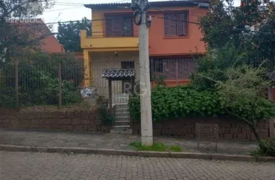 Casa residencial à venda no bairro teresópolis com 248 m² e 3 dormitórios/quartos.