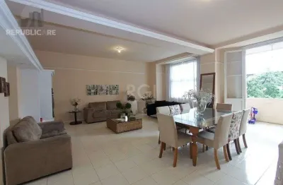 Apartamento à venda no centro histórico com 200 m² e 3 dormitórios/quartos.