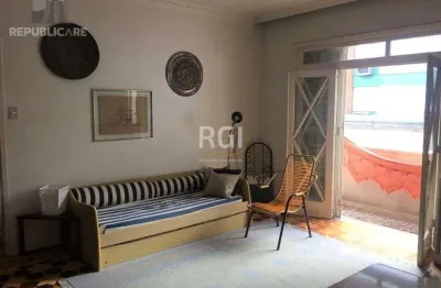 Apartamento à venda no bairro floresta com 142 m² e 3 dormitórios/quartos disponíveis.