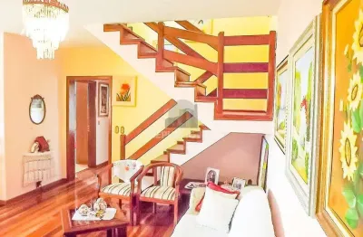 Cobertura à venda no bairro nonoai com 3 dormitórios e área útil de 203 m²