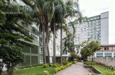 Apartamento à venda com 70m², 3 dormitórios/quartos no bairro cavalhada.