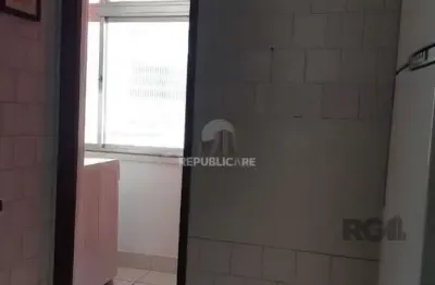 Apartamento à venda na cidade baixa com 47m² e 2 dormitórios/quartos disponíveis.