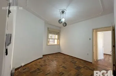 Apartamento à venda com 52 m² e 2 dormitórios no bairro cidade baixa