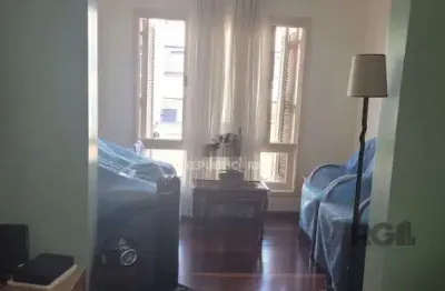 Apartamento à venda no bairro petrópolis com 38 m² e 1 dormitório/quarto disponível.