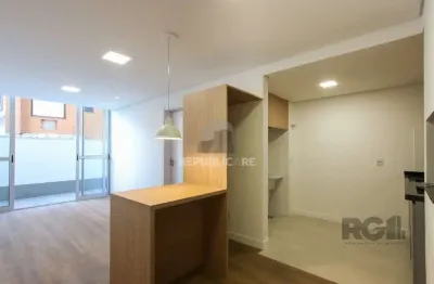 Apartamento à venda no bairro petrópolis, 65 m² com 1 dormitório/quarto disponível.