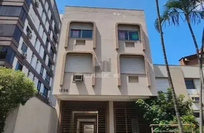 Apartamento à venda no bairro petrópolis, 1 dormitório e 57 m² de área útil.