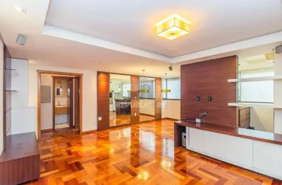 Apartamento à venda no menino deus com 126 m² e 3 dormitórios/quartos disponíveis
