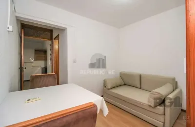 Apartamento à venda no centro histórico com 32 m² e 1 dormitório/quartos.