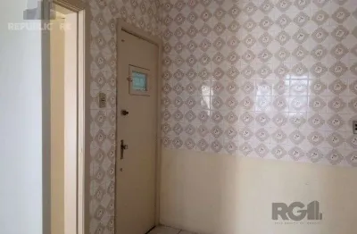 Apartamento 67 m² à venda, 2 dormitórios no bairro petrópolis - oportunidade!