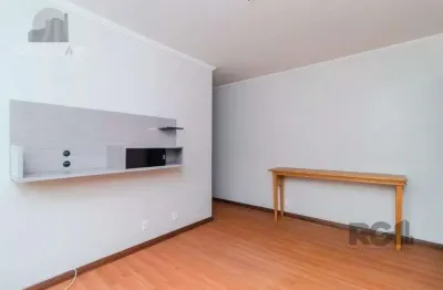 Apartamento à venda com 73m² e 2 dormitórios no bairro Teresópolis