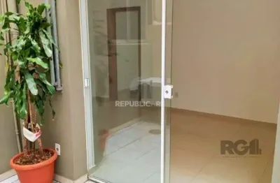 Apartamento à venda no menino deus com 1 dormitório e 45m² de área útil.