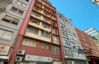 Apartamento à venda no centro histórico com 1 dormitório e 32 m² de área útil