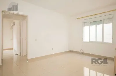 Apartamento à venda no bairro praia de belas com 75 m² e 2 dormitórios/quartos.