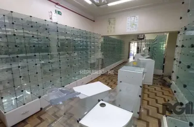 Edifício comercial à venda no centro histórico com 357 m² de área útil disponíveis